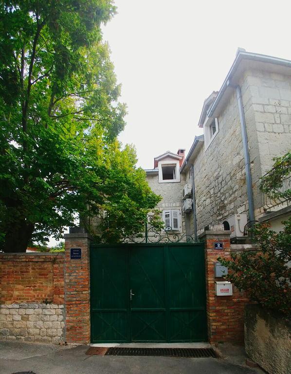 Apartment Sunce Kaštela Exteriör bild